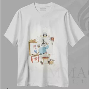 تیشرت طرح دار پرتـره سه گانه تومینو اثر آندریا گاتی