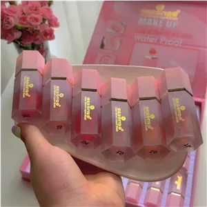 رژگونه پددار essence 🎀