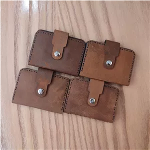 جاکارتی چرم طبیعی 4 لت زبانه دار