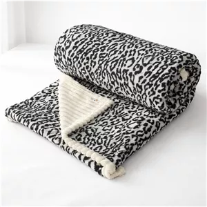 پتو دو لایه ی یکنفره شادیلون مدل Sheep سایز 220x160 سانتی‌متر