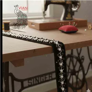 نوار مخمل منجوق دوزی شده