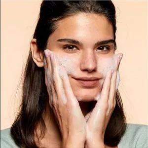 ژل شستشوی صورت عمیق پاک کننده پوست 100٪ اورجینال محصول بارکد اوریفلیم Oriflame