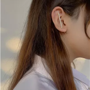 گوشواره سوزنی کراس مدل فشن از جنس استیل