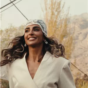 اسکارف ژُلی فِم