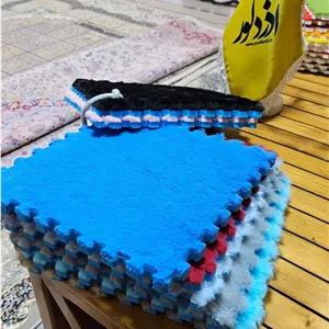 موکت طرح پازل در مجتمع آذر دکور