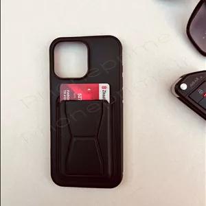 قاب چرمی جاکارتی‌دار (ولت‌دار) آیفون 16 پرو مکس - مشکی کلاسیک