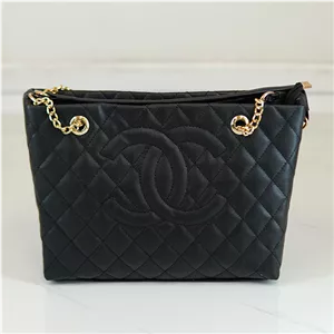 کیف زنانه مشکی طرح لوزی با بند زنجیری حلقه‌ای | برند شنل