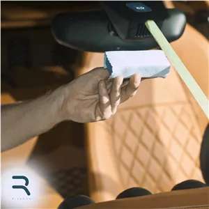 اسپری ضد بخار مخصوص شیشه و آینه خودرو حجم 120 میلی لیتری جیون کوارتز مدل Q2M Antifog