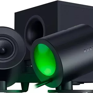 اسپیکرهای گیمینگ کامپیوتر 2.1 Razer Nommo V2 با ساب ووفر سیمی، صدای فضایی THX، نورپردازی Chroma RGB، ساب ووفر Down-Firing با درایور 5.5 اینچی، پاد کنترل بی سیم - مشکی