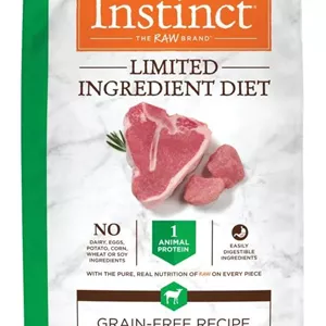 غذای خشک سگ با طعم بره، فاقد غلات و با مواد اولیه محدود اینستینکت (Instinct) از نیچرز ورایتی (Nature's Variety) - کیسه 4 پوندی