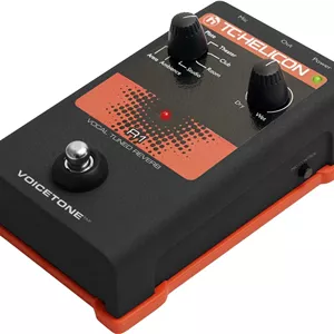 پدال افکت ریورب تک دکمه ای TC Helicon VOICETONE R1 برای وکال زنده با کیفیت استودیویی، سازگار با PC و Mac