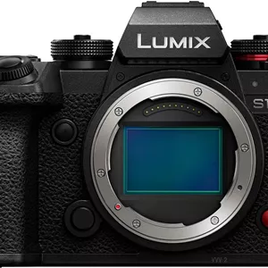 دوربین دیجیتال 6K پاناسونیک LUMIX S1II، دوربین فول فریم بدون آینه با قابلیت فیلمبرداری ترکیبی با سنسور 24.1 مگاپیکسل، فیلمبرداری 5.1K 60p Open Gate، دامنه دینامیکی 15 استاپ، ضبط داخلی Prores RAW HQ، مانت L - DC-S1M2