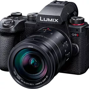 دوربین پاناسونیک LUMIX G9II Micro Four Thirds به همراه لنز 12-60mm F2.8-4.0 مدل DC-G9M2LK (مدل بین المللی)