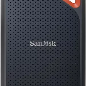 حافظه اس اس دی اکسترنال 4 ترابایتی سندیسک USB 3.2 Gen2 سرعت خواندن تا 1050 مگابایت بر ثانیه، مقاوم در برابر پاشش آب و گرد و غبار مدل SDSSDE61-4T00-GH25 اکستریم قابل حمل SSD V2 سازگار با ویندوز، مک، PS4، PS5 بسته بندی سازگار با محیط زیست