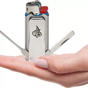 جلد فندک استیل ضد زنگ فوق فشرده LighterBro Micro - قاب فندک چند ابزاره با پوکر، پیچ گوشتی، چاقوی فوق العاده تیز، درب بازکن بطری، جاکلیدی - ابزار بقا، 2.1