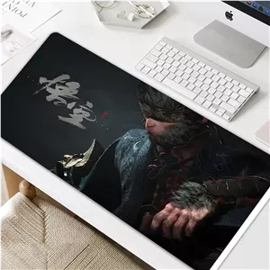 ماوس پد گیمینگ Black Myth Wu Kong، زیرانداز میز 35 * 15 اینچ، پد ماوس/کیبورد با طرح باحال پادشاه میمون، سطح نرم بزرگ 90 * 40 سانتی متر برای گیمرها، دکور رومیزی، پایه ضد لغزش، لبه های دوخته شده بادوام (B)