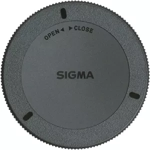 لنز سیگما 16mm F1.4 Contemporary DC DN برای دوربین‌های بدون آینه APS-C با مانت میکرو 4/3، مشکی