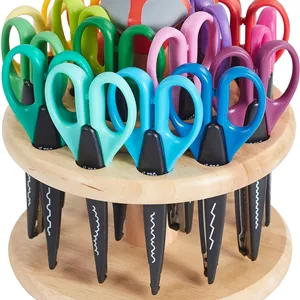 قیچی های طرح دار ECR4Kids Kraft Edgers با پایه چوبی، 18 عددی، قیچی های کاغذی تزئینی با پایه گردان برای کودکان، لوازم معلم، لوازم اسکرپ بوک، پروژه های DIY، صنایع دستی، چند رنگ (ELR-0239)