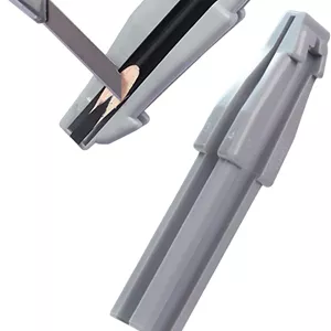 شابلون ابرو طرح نوک اردکی | شابلون ابرو 4 در 1 با طراحی نوک اردکی، شابلون آرایشی جمع و جور برای مبتدیان و حرفه ای ها 