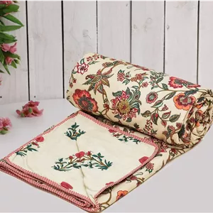 لحاف دو نفره فوق العاده نرم میکروفایبر پنبه ای سه لایه تنفسی سبک وزن کوزی فرنیچ، ابعاد 213X243 سانتی متر، طرح گل مارون 