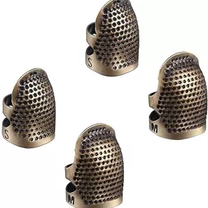 انگشتانه خیاطی مسی قابل تنظیم محافظ نوک انگشت برای کارهای سوزن دوزی، مجموعه 4 عددی (2 سایز) با تکنیک های منحصر به فرد