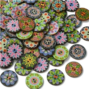 DanLingJewelry 200 عدد دکمه چوبی تخت گرد 25 میلی متری تصادفی با طرح گل های قدیمی، دکمه های تزئینی برای صنایع دستی خیاطی DIY
