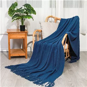 پتوهای بافتنی JZS، مناسب برای روکش مبل، پتو صندلی، پتوی بافتنی نرم و راحت، پتوی گرم سبک وزن تزئینی با منگوله برای صندلی، تخت، مبل، مسافرت (130x230 سانتی متر، آبی)