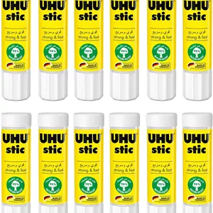 چسب ماتیکی UHU، 8.2 گرم، بسته 12 عددی، چسب ماتیکی اثبات شده، قوی، سریع، بدون حلال، ایمن و پایدار برای مدرسه، خانه، دفتر، هنر، 98% طبیعی، اکنون در پلاستیک بازیافتی 50%نوار ثابت 12 میلی متری