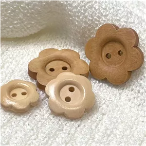 مجموعه دکمه های چوبی لبه گلبرگی PETITECOCOCRAFTS - بسته 60 عددی