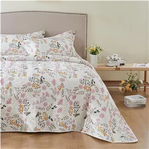 ست لحاف پنبه ارگانیک 100% با طرح گل لوکس Kingrest، سایز کینگ، رو تختی بزرگ و لحاف دوزی شده، به همراه 2 روبالشی ست، مناسب برای تمام فصول - طرح گل صورتی 