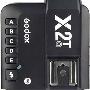 فلاش تریگر وایرلس گودکس X2T-O TTL برای الیمپوس پاناسونیک با پشتیبانی از عملکرد HSS و سرعت 1/8000 ثانیه، دارای 5 دکمه اختصاصی گروه و 3 دکمه عملکرد