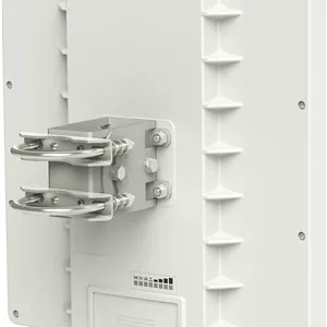آنتن پنل تخت بیرونی Mikrotik QRT 5 RB911G-5HPnD-QRT-US با قدرت 24dBi