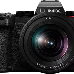 دوربین بدون آینه فول فریم پاناسونیک LUMIX S5، ضبط ویدئو 4K 60P با صفحه نمایش چرخان و WiFi، لنز LUMIX S 20-60mm F3.5-5.6، L-Mount، DC-S5KK (مشکی)