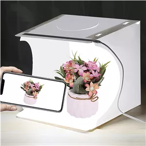 استودیو عکاسی پرتابل مدل Mini با 6 پس‌زمینه رنگی