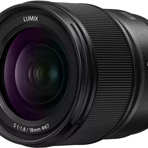 لنز دوربین پاناسونیک LUMIX S سری 18mm F1.8 با مانت L، لنز قابل تعویض برای دوربین های دیجیتال فول فریم بدون آینه - S-S18 مشکی