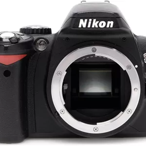 دوربین دیجیتال SLR نیکون D40X با حسگر 10.2 مگاپیکسل (فقط بدنه)