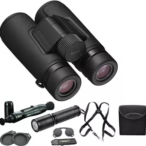 دوربین دوچشمی نیکون Monarch M5 12x42 به همراه قلم لنز، بند هارنس و کیت چراغ قوه