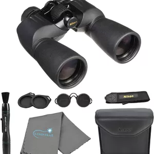 دوربین دوچشمی نیکون اکشن اکستریم 10x50 ATB (7245) مناسب همه شرایط آب و هوایی، مشکی، به همراه قلم تمیز کننده لنز نیکون، کیف حمل و پارچه تمیز کننده لنز - چند منظوره و قدرتمند برای بزرگسالان