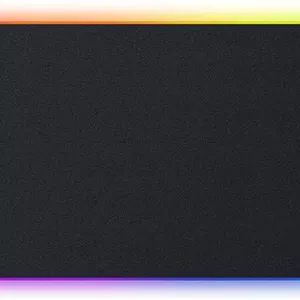 ماوس پد گیمینگ هایبرید Razer Strider Chroma RGB: پد نرم/سخت هایبرید - 19 ناحیه نورپردازی Chroma RGB - مقاوم در برابر پیچ خوردگی و آب - پایه ضد لغزش - لبه های بدون درز