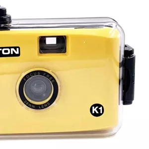 دوربین فیلم رنگی (کداک) به همراه دوربین زیرآبی Anton K1