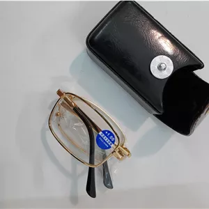 عینک مطالعه آماده تاشو نمره 1