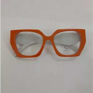 عینک طبی پرادا