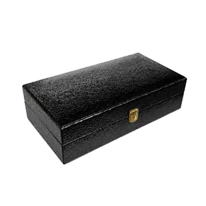 جعبه ساعت 12 خانه چرمی طرح سوپرلاکچری کد TW-2632 کرم