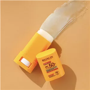 ضد آفتاب استیکی Bioxcin spf  50 محافظت UVA و UVB/ضمانت اصالت کالا
