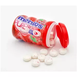 آدامس طعم توت فرنگی بدون شکر مغزدار 60 گرم منتوس – mentos
