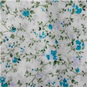 چادرنماز سنتی گلدار سبز و سفید مدل کلوش ساده قد 155 نخی، سبک، رنگ ثابت