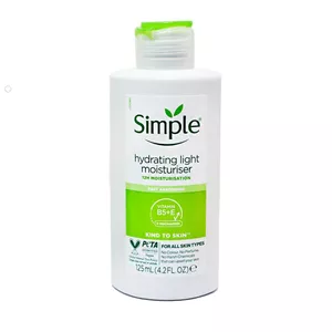 کرم آبرسان سیمپل مدل Hydrating light moisturiser حجم 125 میلی لیتر