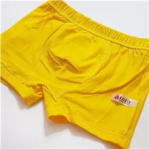 شورت پسرانه کوزا مدل پادار پنبه ای کد 4595 رنگ زرد 6 تا 8 سال