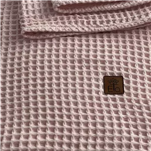 ملحفه نازک ارگانیک نوزاد برند الا مدل پیکه رنگ صورتی