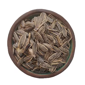 تخمه دورسفید نمکی متوسط و ریز-500گرم